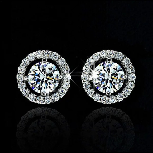 Jewelry - ¥Luxury White Zircon Sterling Silver Stud Earrings